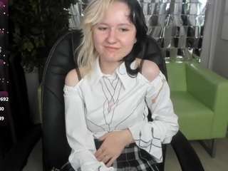 girlnextdoorr
