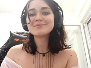 chloecosta