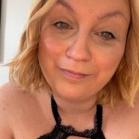 BBW_Nora
