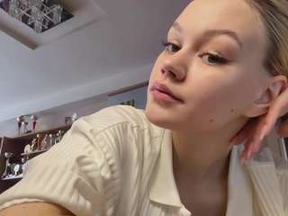 valeriepfifer
