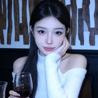 kiki-chloe